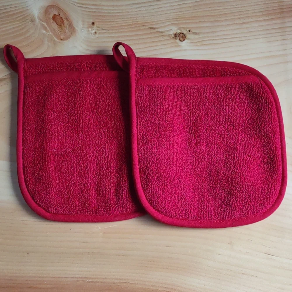 Red Kitchen Pot Holders